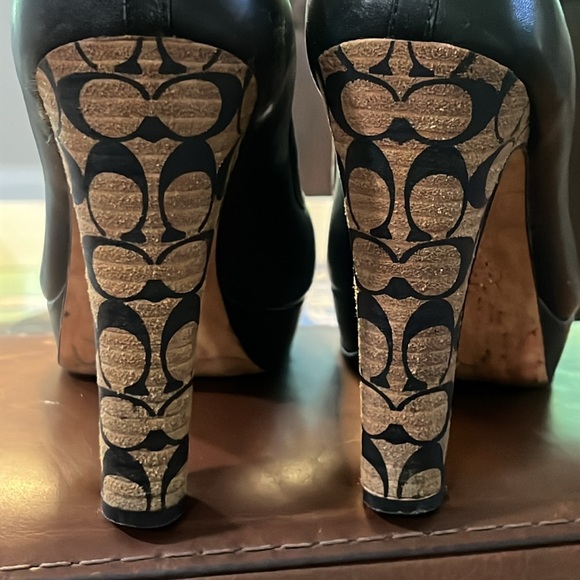 COACH BREANA SIG C BLACK LAMBSKIN HEELS - Picture 8 of 13
